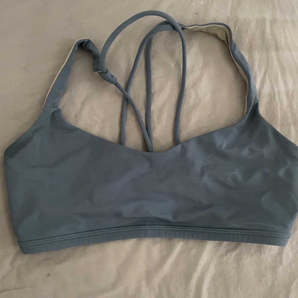 Lululemon Free to be Sports Bra